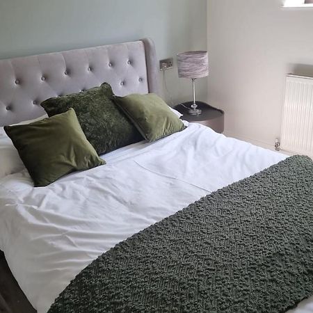 Jasmin Apartments - Luxury 1 & 2 Bedroom Units With Free Parking Bushey Zewnętrze zdjęcie
