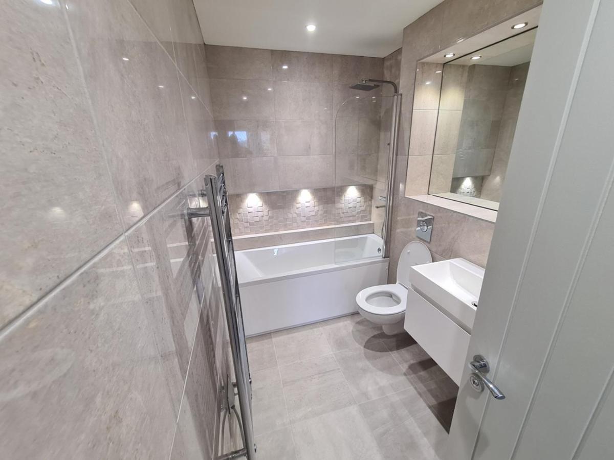 Jasmin Apartments - Luxury 1 & 2 Bedroom Units With Free Parking Bushey Zewnętrze zdjęcie